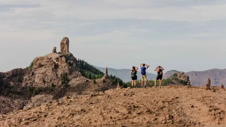 Hiken Roque Nublo
